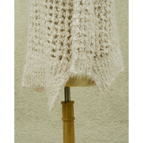 Cliche Couture Sweater Ivory Soft White Cream Fuzzy  Sweater Size Medium - Picture 3 of 5